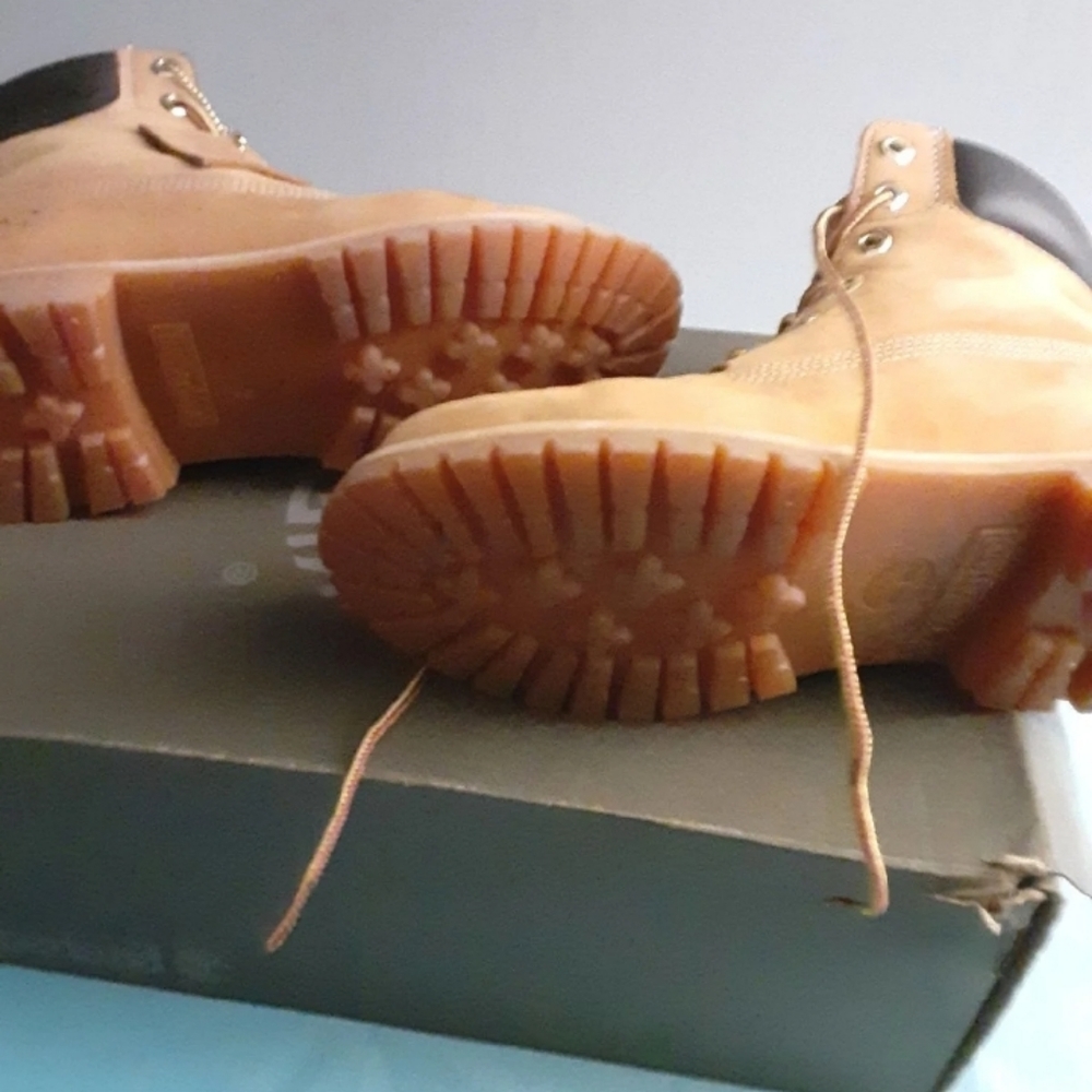 Timberland boots 9M